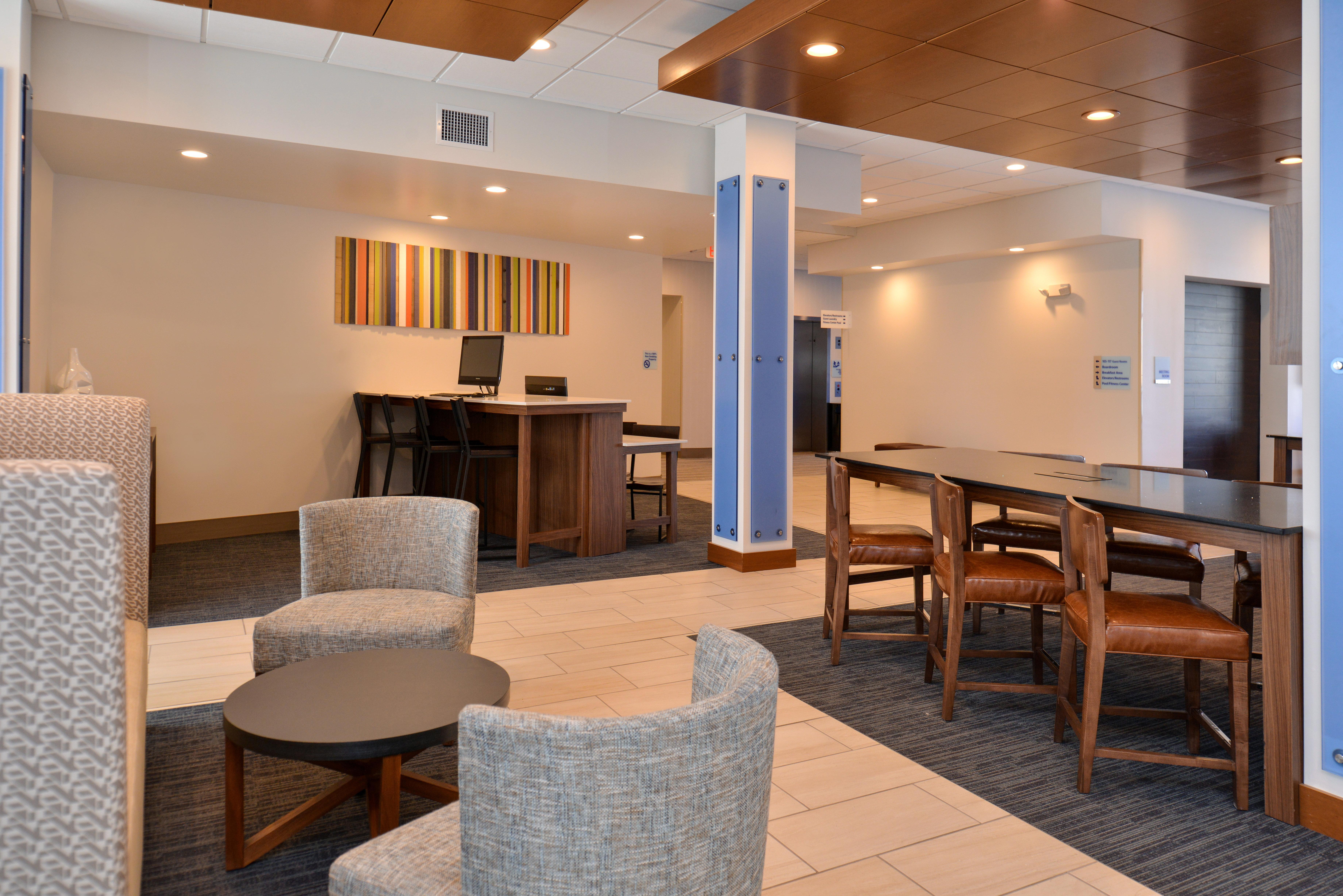 Holiday Inn Express & Suites - Southgate - Detroit Area, An Ihg Hotel Exterior foto